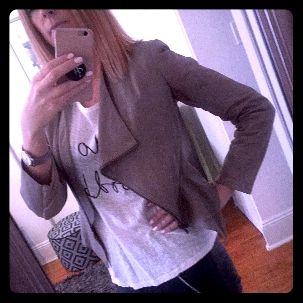 Sage green real leather jacket DKNY Pure